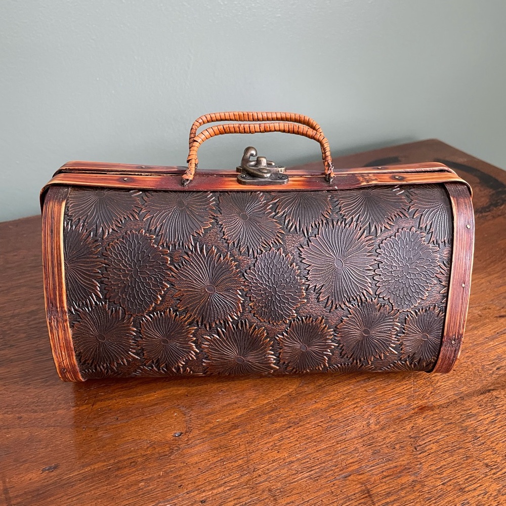 1950s-1960s Vintage Style Bamboo/Wood Embossed Brown Handbag